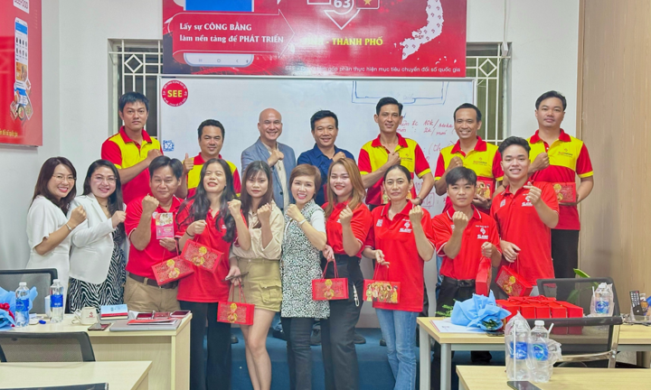 See App trao tặng 1.000 phần quà trung thu cho trẻ em nghèo