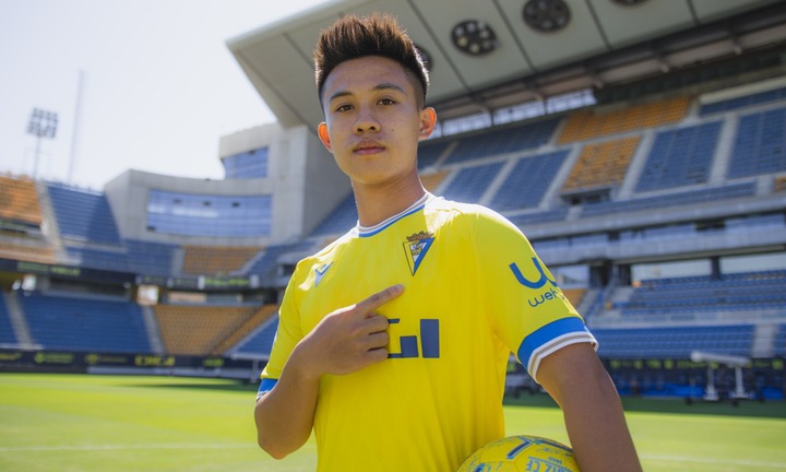 Đội bóng La Liga đánh giá cao tiền vệ U23 Việt Nam