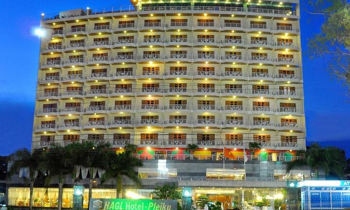 Bầu Đức bán khách sạn Hoàng Anh Gia Lai lớn nhất Tây Nguyên để trả nợ