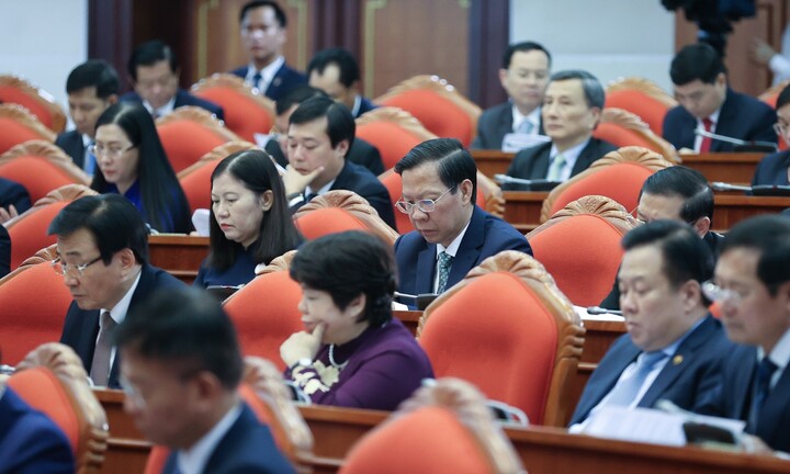 Bảo vệ cán bộ dám nghĩ, dám làm: Quan trọng người đứng đầu có dám đứng ra