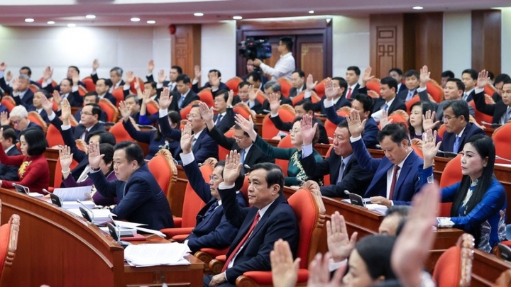 'Cán bộ cấp chiến lược phải lo trước thiên hạ, vui sau thiên hạ'