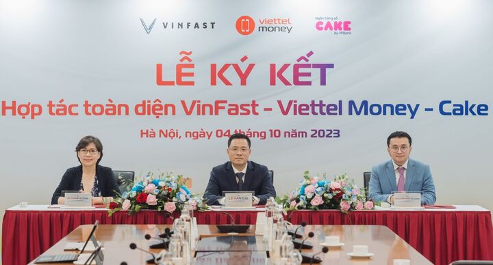 VinFast hợp tác Cake by VPBank và Viettel Money, hỗ trợ mua xe máy điện trả góp