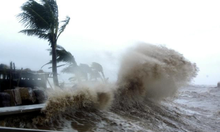 Bão Koinu sắp đổ bộ Biển Đông