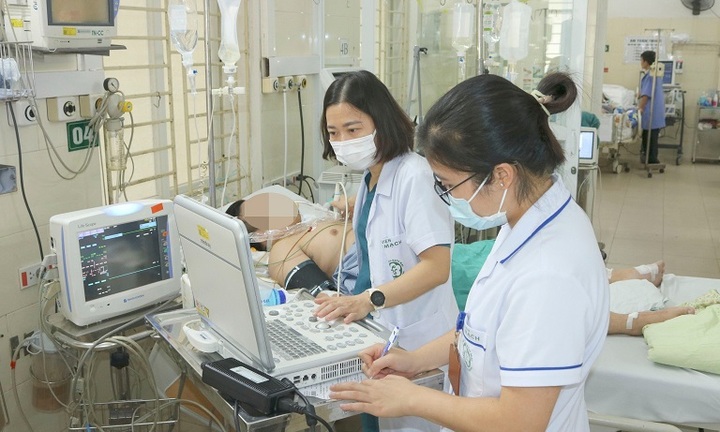 Đi khám muộn, bệnh nhân sốt xuất huyết tử vong