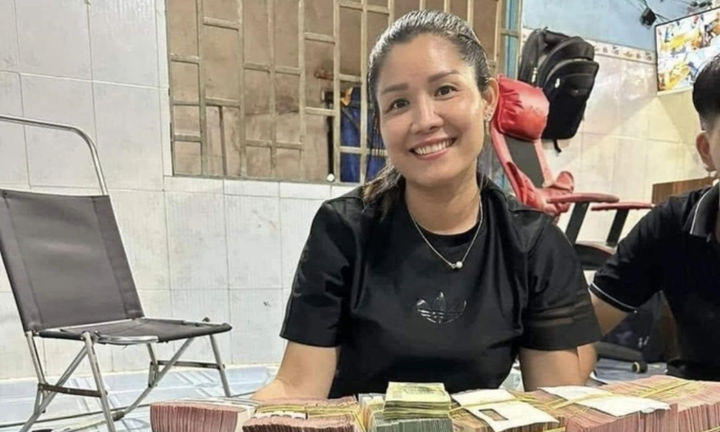 Sự thật người phụ nữ trúng 12 tờ vé số đặc biệt trị giá 24 tỉ đồng