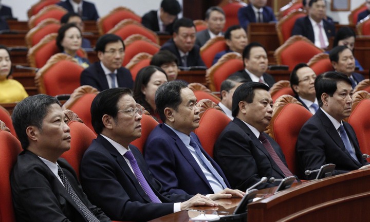 Hội nghị Trung ương 8 quyết định nhiều vấn đề có ý nghĩa chiến lược