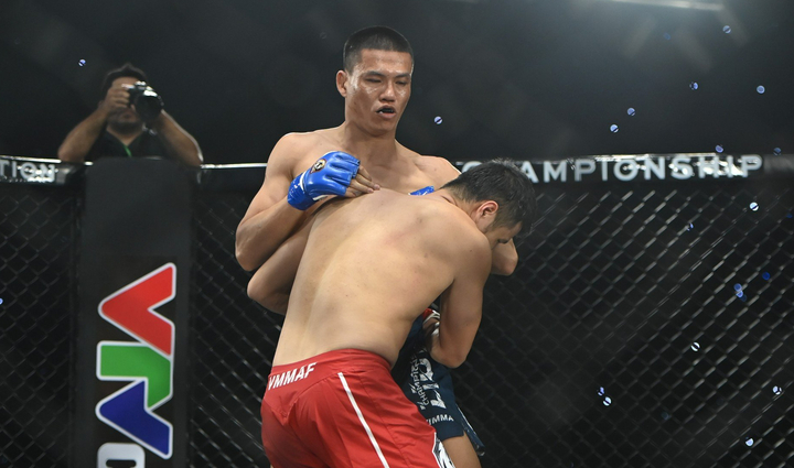 HCB tán thủ thế giới 2019 thắng knock-out tại sự kiện Lion Championship 10