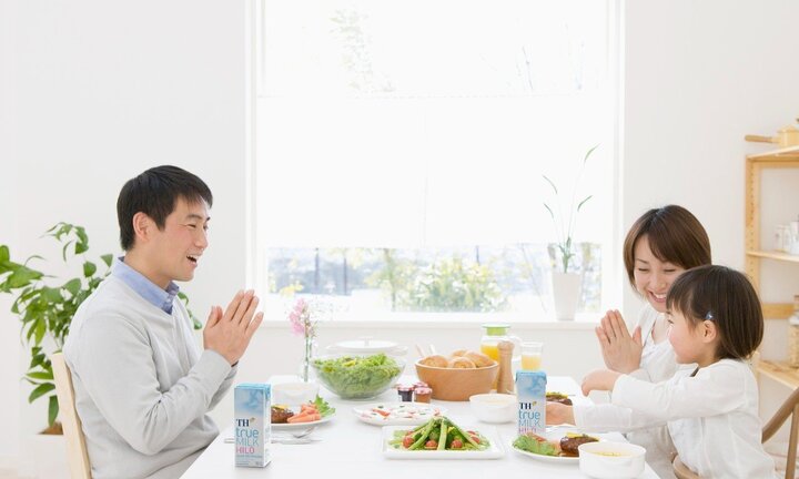 TH được vinh danh top 10 Thương hiệu mạnh - Kinh doanh xuất sắc 2022-2023