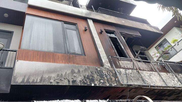 Cháy nhà khiến hai cháu bé thiệt mạng: 'Nhìn thấy mà không thể nào cứu'