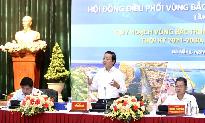 Phó Thủ tướng Trần Hồng Hà: Ưu tiên các dự án liên vùng, hạn chế đầu tư dàn trải