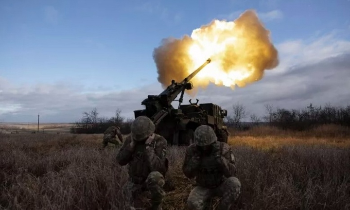 Nga xuyên thủng phòng tuyến Ukraine tại Donetsk