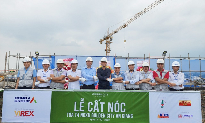Tòa T4 nhà ở xã hội Golden City An Giang cất nóc