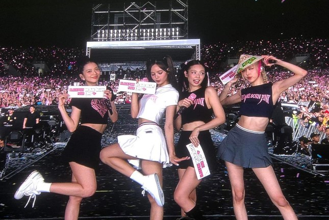 Doanh thu show diễn BlackPink tại Mỹ Đình gấp ba lần show ở Hàn Quốc