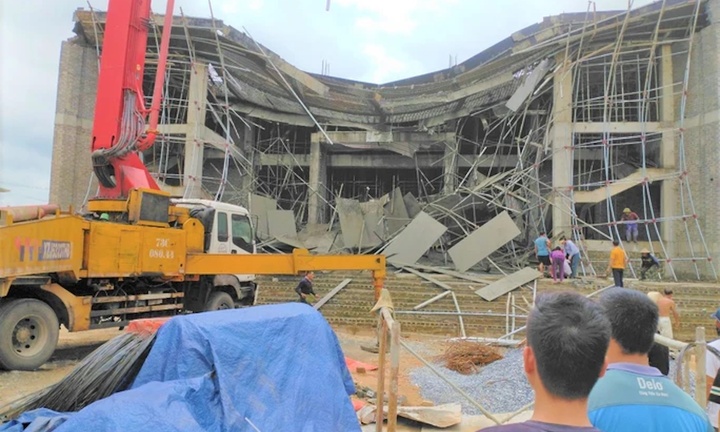 Sập giàn giáo Trung tâm Văn hoá huyện ở Quảng Bình: Xử phạt hơn 142 triệu đồng