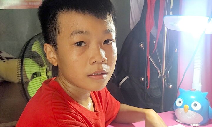 Bé 12 tuổi mắc bệnh hiểm nghèo, mồ côi bố mẹ, có nhà nhưng không thể ở