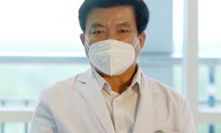 Cựu giám đốc bệnh viện ở Vĩnh Long bị cáo buộc nhận 1,4 tỷ đồng từ Việt Á