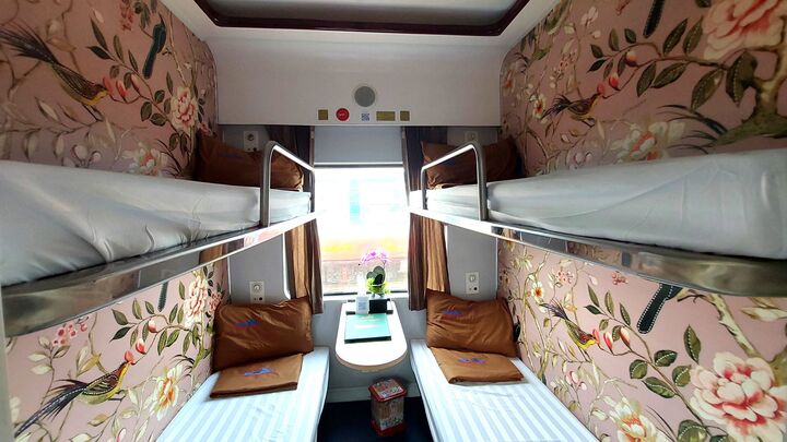 Cận cảnh vẻ sang trọng trên tàu chất lượng cao Hà Nội-Đà Nẵng