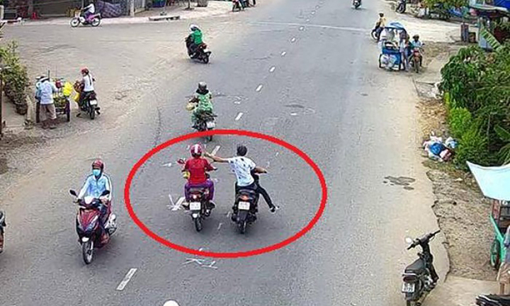 Truy bắt khẩn cấp băng cướp nhí dùng hung khí cướp tài sản trên Quốc lộ 61C