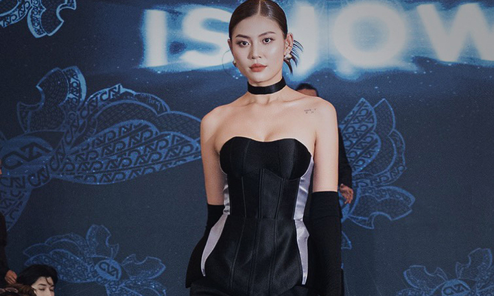 Học trò Hương Giang được mời làm vedette sau The New Mentor