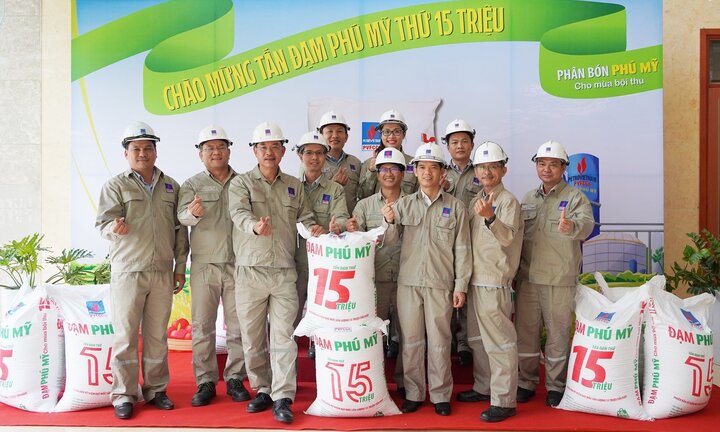 15 triệu tấn đạm và 20 năm lao động sáng tạo không ngừng