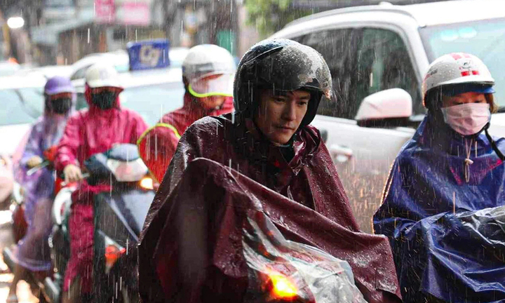 Dự báo thời tiết ngày 27/10: Miền Bắc ngày nắng, chiều tối mưa dông