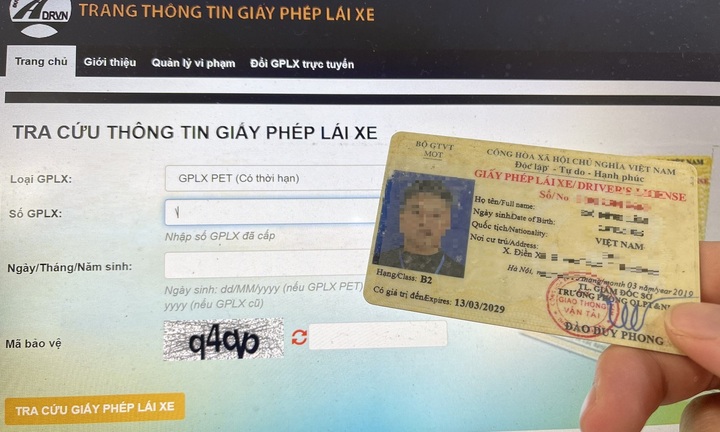 Cách kiểm tra giấy phép lái xe thật hay giả