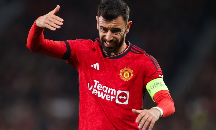 Cựu danh thủ Man Utd chê đội nhà kém toàn diện, đòi trừng phạt Bruno Fernandes