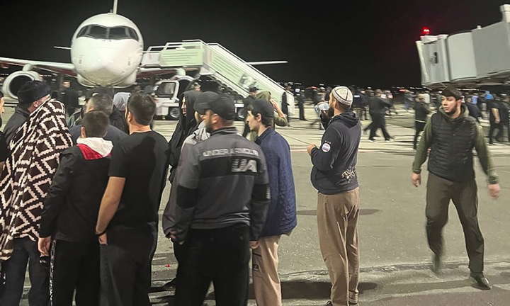 Cảnh sát Nga ngăn biểu tình chống người Do Thái