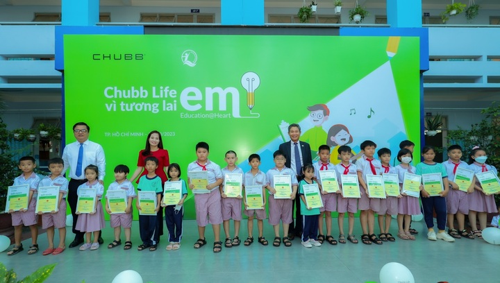 'Chubb Life vì tương lai em' mang niềm vui cho 2.000 học sinh tại TP. Thủ Đức