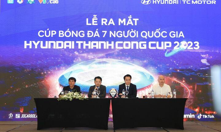 40 đội bóng dự Cúp bóng đá 7 người Quốc gia