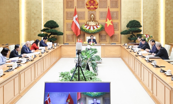 Thủ tướng Việt Nam - Đan Mạch hội đàm trực tuyến, thông qua văn kiện quan trọng