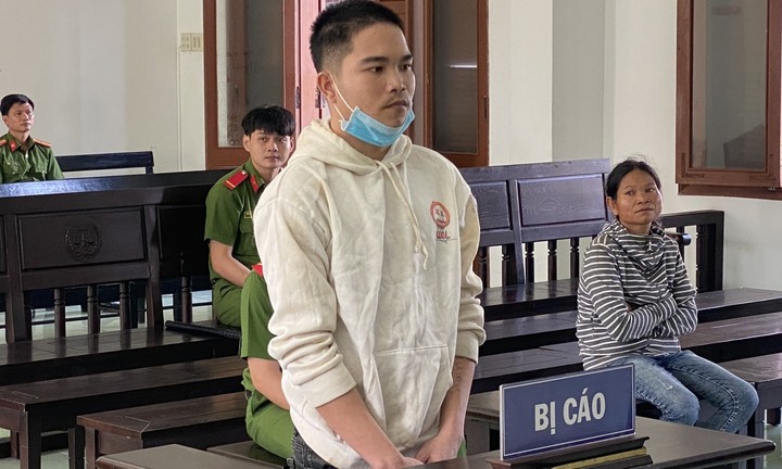 Nghịch tử đánh bố đẻ trọng thương lĩnh 14 năm tù