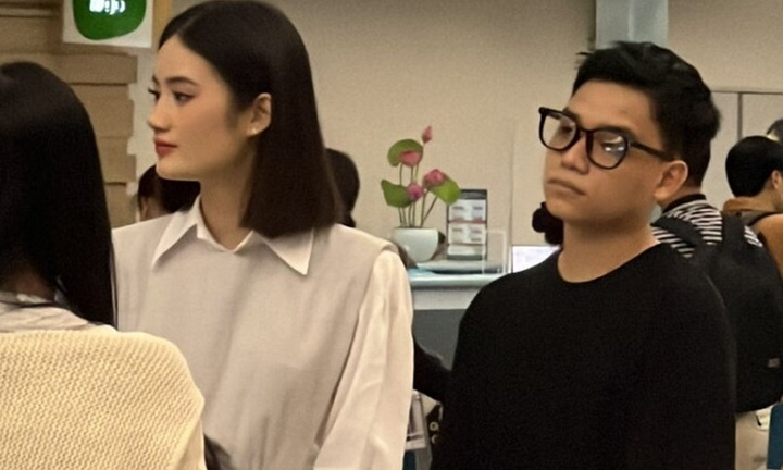 Hoa hậu Ý Nhi đi du học 2 năm, rời showbiz