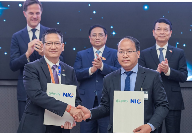 NIC hợp tác đa dạng cùng Signify về lĩnh vực chiếu sáng thông minh tại Việt Nam