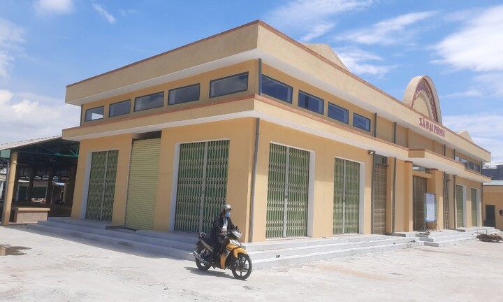 Chủ thầu lãnh án tù, khu chợ gần 6 tỷ đồng thi công kiểu 'rùa bò'