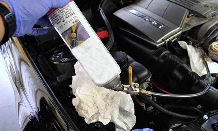 Tại sao cần phải vệ sinh kim phun nhiên liệu ô tô?