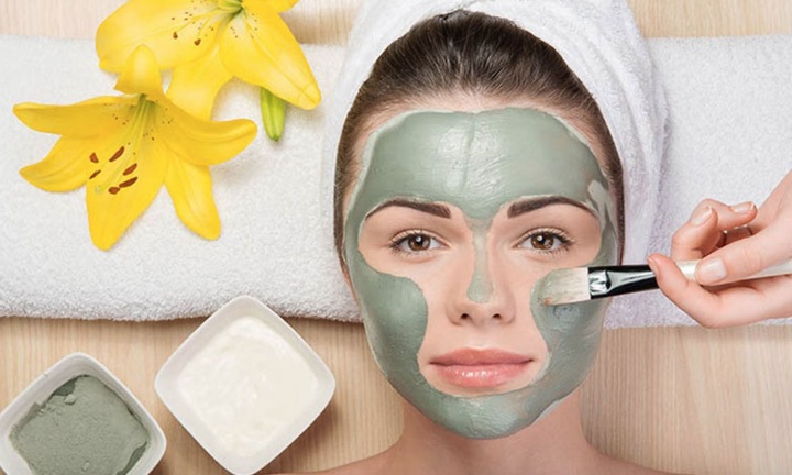 Có nên đắp mặt nạ trị mụn?