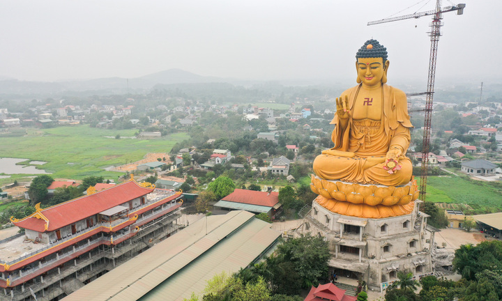 Ngôi chùa nào ở Việt Nam có tượng Phật A Di Đà lớn nhất Đông Nam Á?