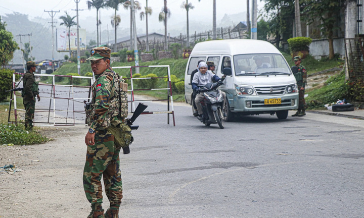 Việt Nam đề nghị Myanmar tạo điều kiện cho công dân rời vùng nguy hiểm