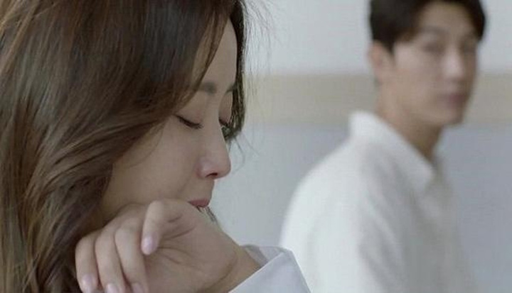 Chồng mới luôn coi thường vì tôi bị chồng cũ bỏ