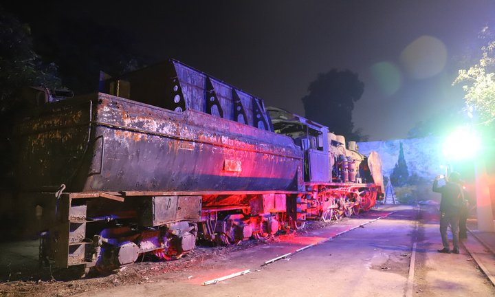 Người dân Thủ đô đắm chìm trong không gian nghệ thuật tại nhà ga xe lửa 120 tuổi