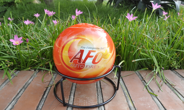 Có nên sử dụng bóng chữa cháy cho ô tô?