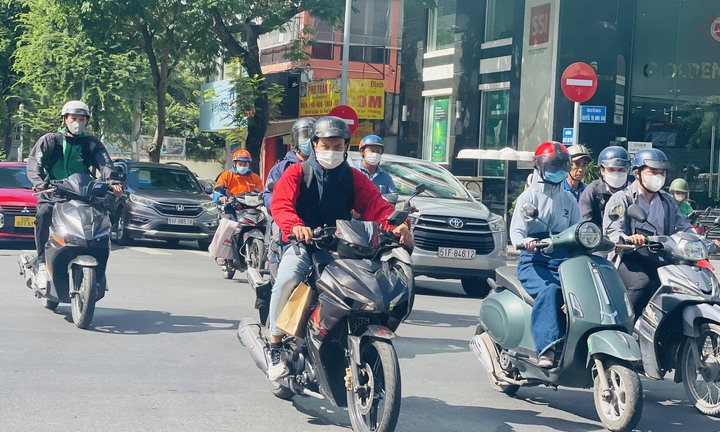 Dự báo thời tiết TP.HCM hôm nay 22/11: Không mưa, trời nắng