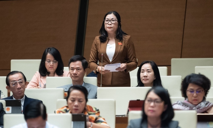 'Muốn chống tham nhũng hiệu quả cần quan tâm lương cán bộ, công chức'