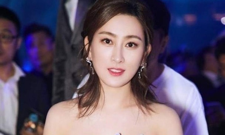 Từng kiếm 100 tỷ đồng mỗi năm, nữ diễn viên mất tất cả vì giúp bạn ngoại tình