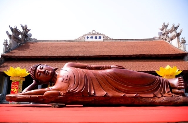 Ngôi chùa nào có tượng Phật bằng gỗ lớn nhất Việt Nam?