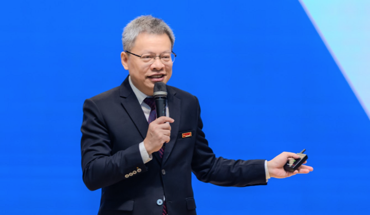 Chủ tịch Le Bros, GĐ Đại học Swinburne VN chỉ cách chặn khủng hoảng truyền thông