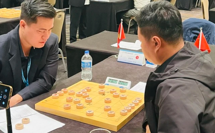 Lại Lý Huynh thắng cao thủ Trung Quốc, vô địch cờ tướng nhanh thế giới