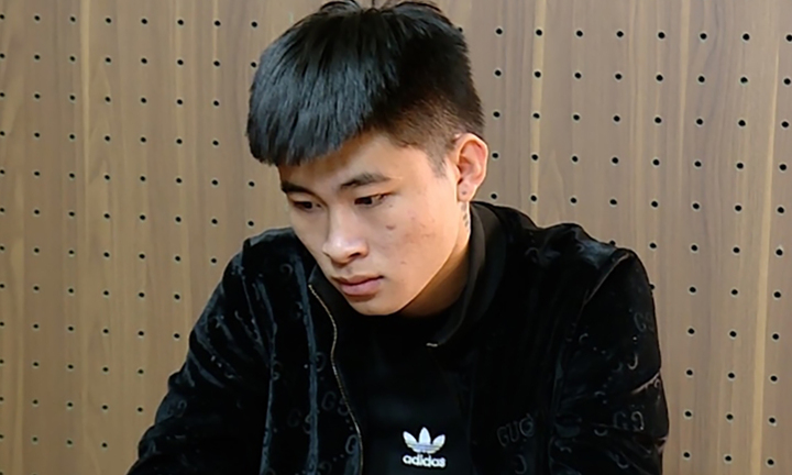 Vừa mãn hạn tù, nam thanh niên chém vào lưng đối thủ