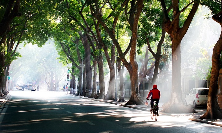 Vì sao lập đông gần 1 tháng, thời tiết vẫn nóng như mùa hè?